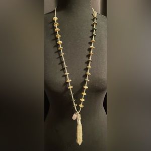 beaded pendant necklace